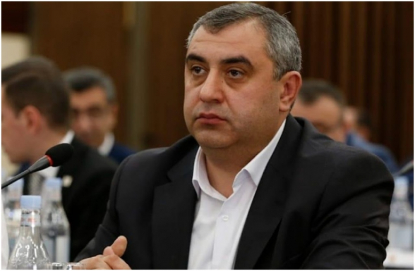 Գնում, մզկիթում իրեն հայհոյածի, անպատվածի հետ գիրք է գրկում, սուրճի հրավիրում. Արմեն Քոչարյան (տեսանյութ)